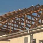Як виконати ремонт після осколкових пошкоджень на даху